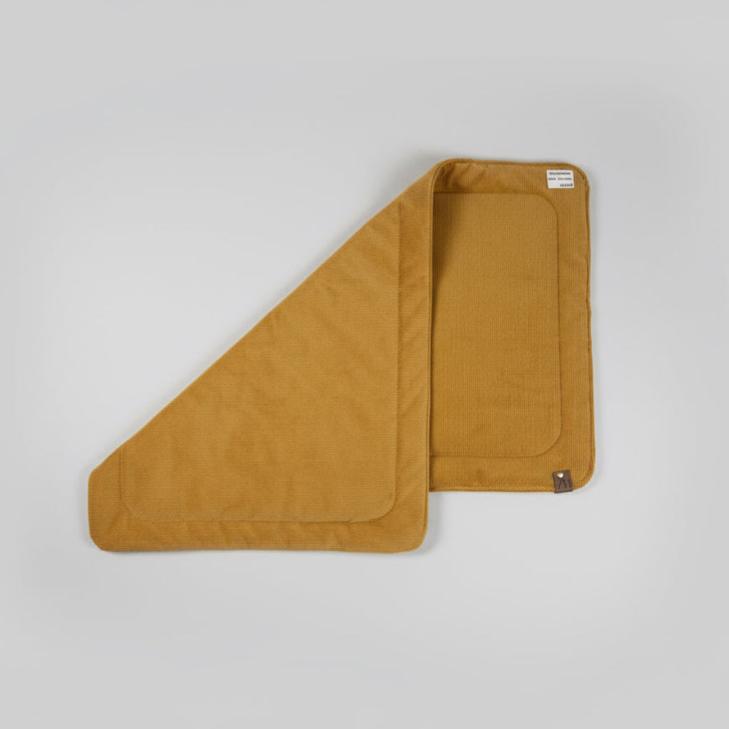 gelbe Hundedecke aus Feincord