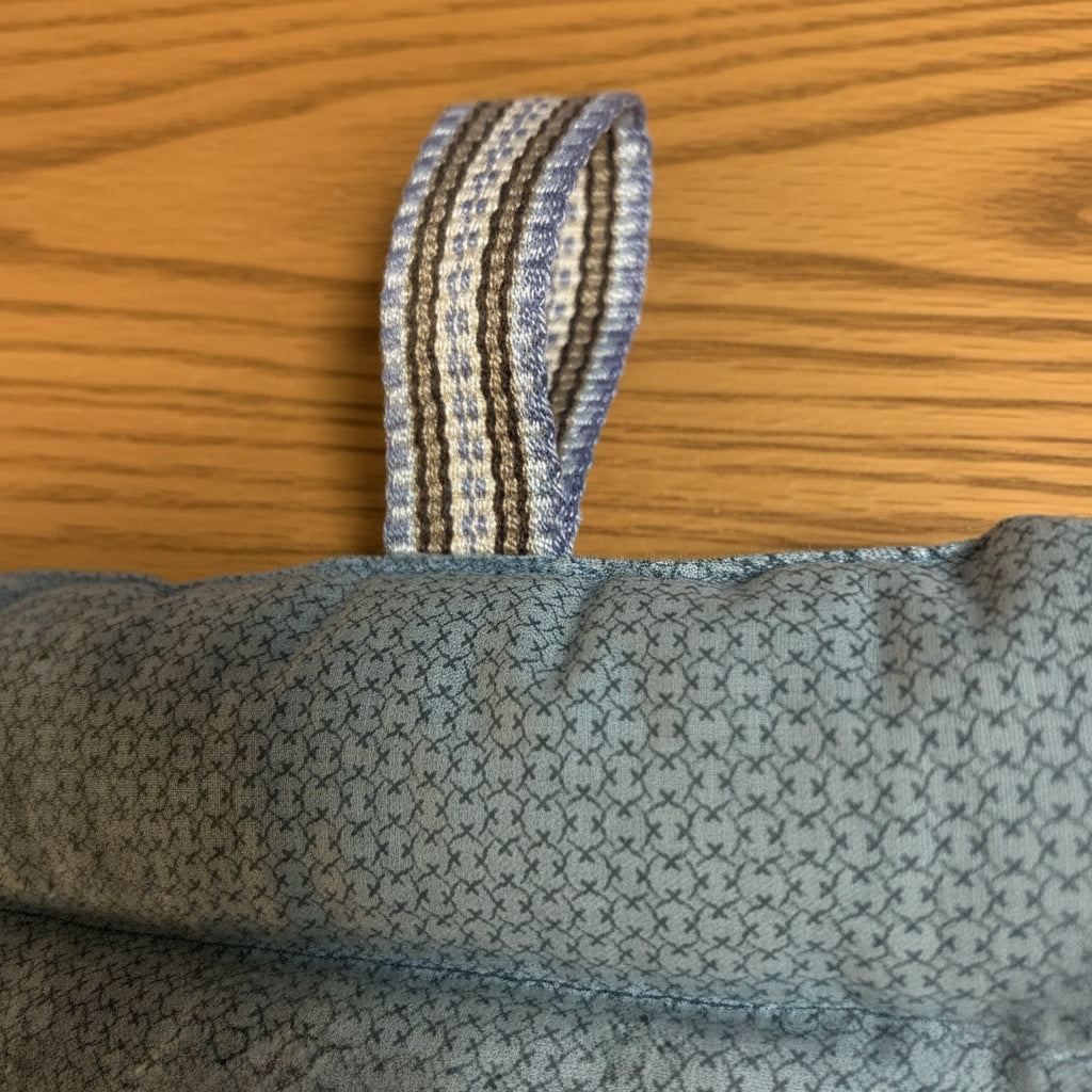 Nacken- und Schulterkissen mit Bio-Dinkel, gesteppt