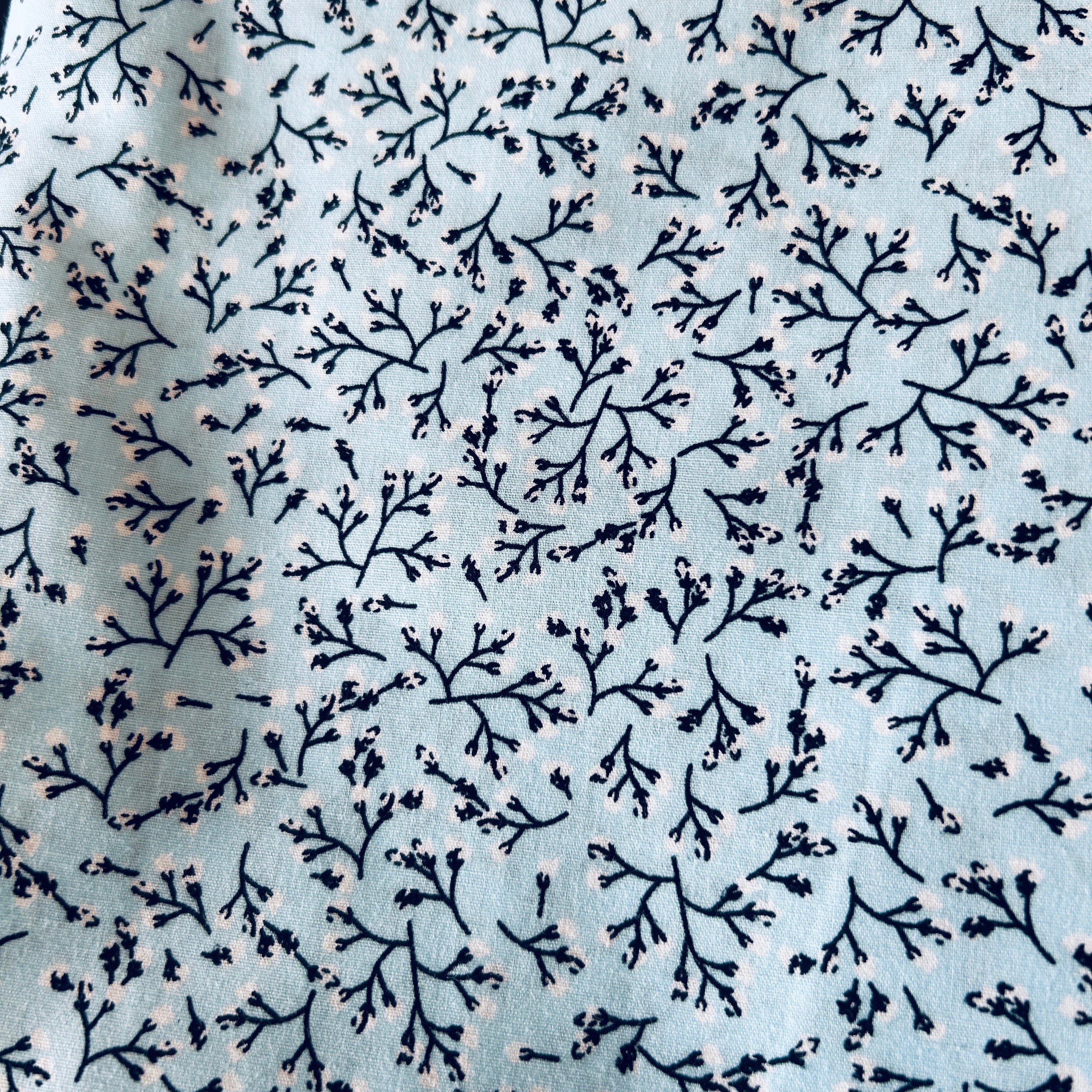 Menstruationskissen mit lustigen Vögeln für weniger lustige Tage