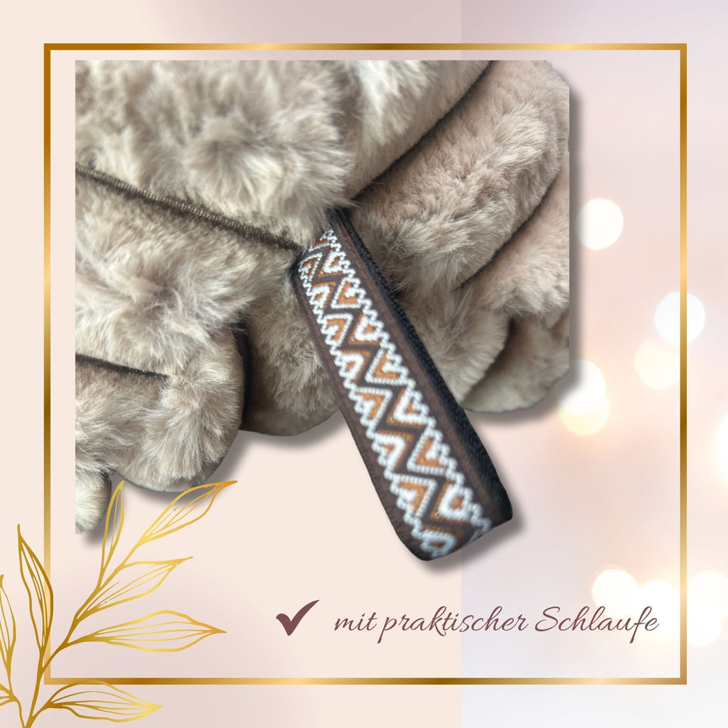 Premium - Leseknochen aus flauschigem Kunstfell in Hellbraun oder Altrosa